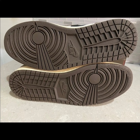 Jordan 1 Retro High Travis Scott Size 10 Men - Picture 8 of 8